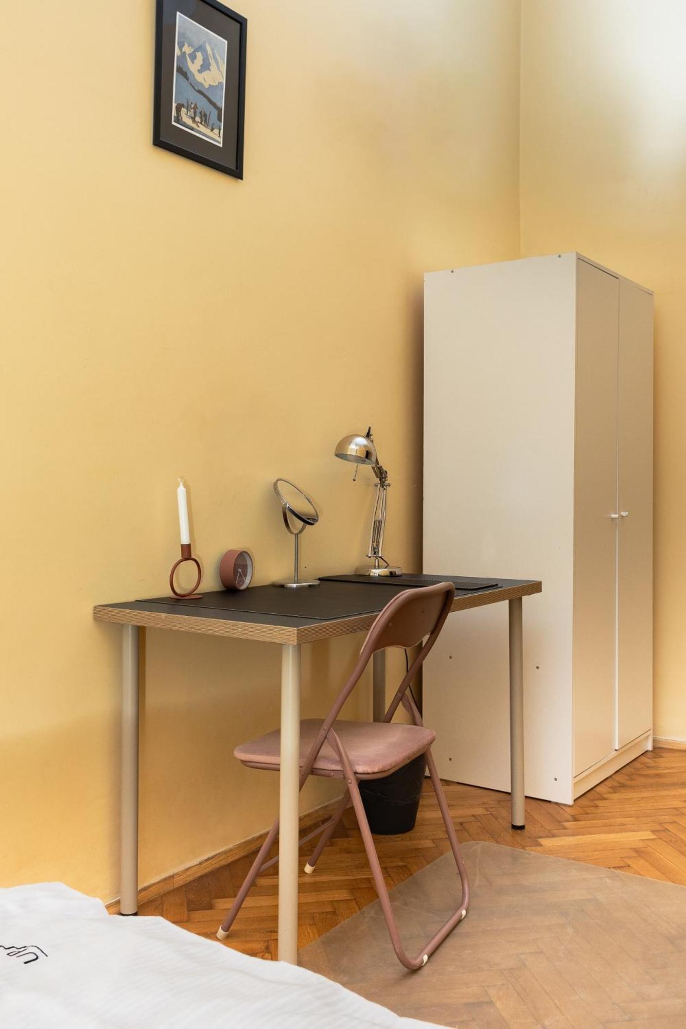 Homely 4 Bedroom Apartment - Old Town - By Upstairs Krakow Exterior photo