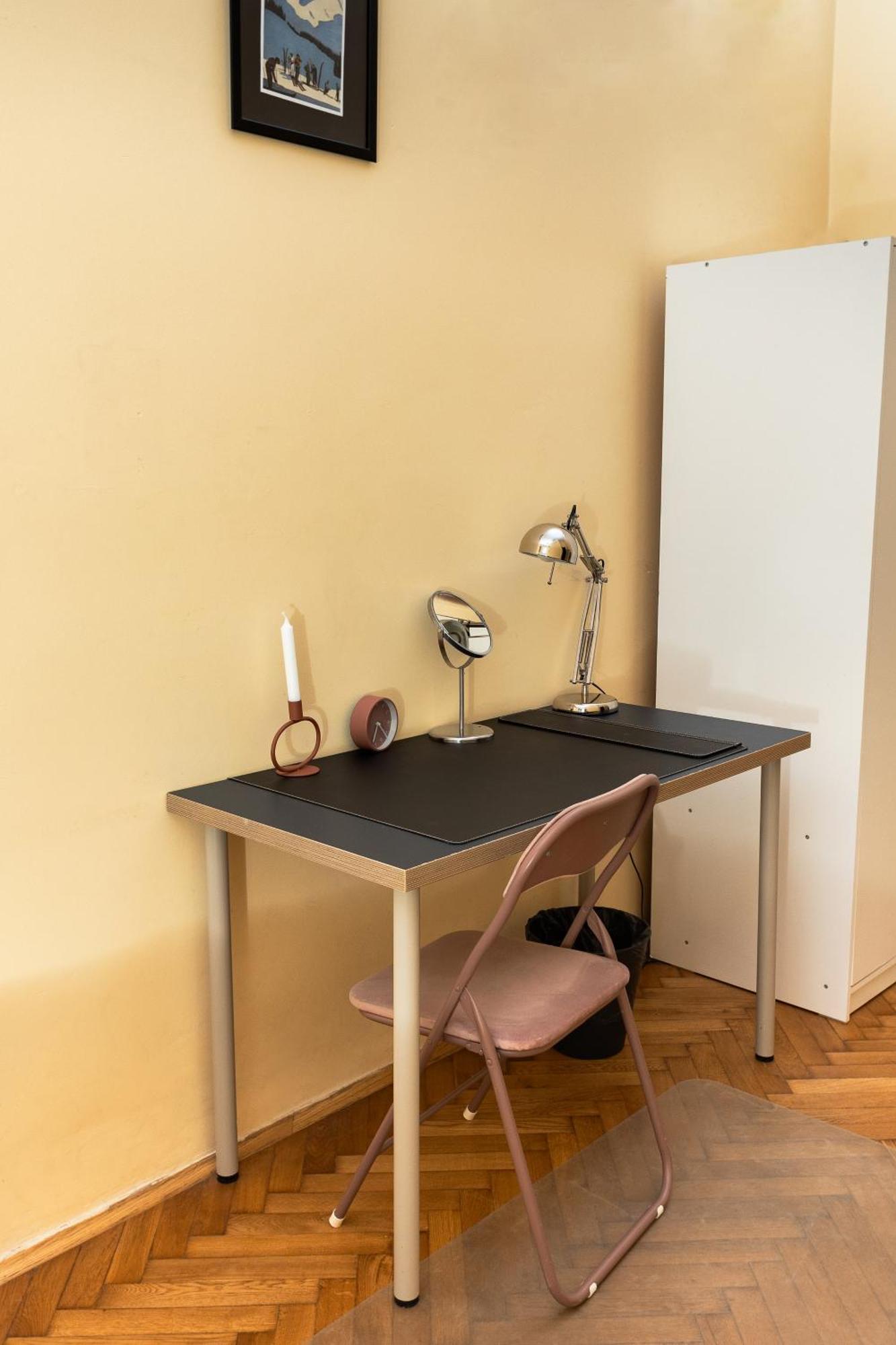 Homely 4 Bedroom Apartment - Old Town - By Upstairs Krakow Exterior photo